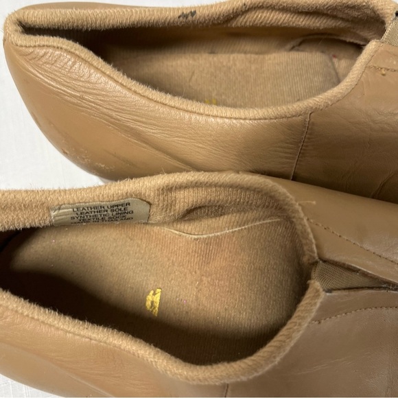 Bloch Tan Flats Slip-On Tap Dance Shoes. 9 1/2N. Leather. Beige Tan. Bloch taps - Picture 3 of 9